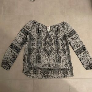 Yoanna Barack light weight see through boho blouse, sz.s in grey/ black